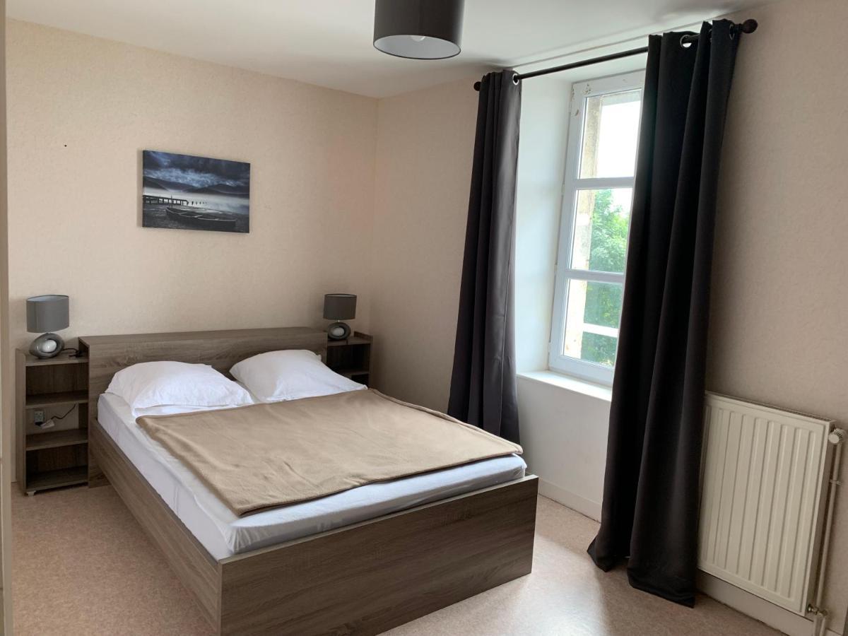 Auberge De La Tour Freycenet-la-Tour Экстерьер фото
